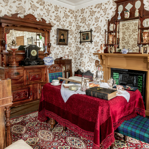 Parlour